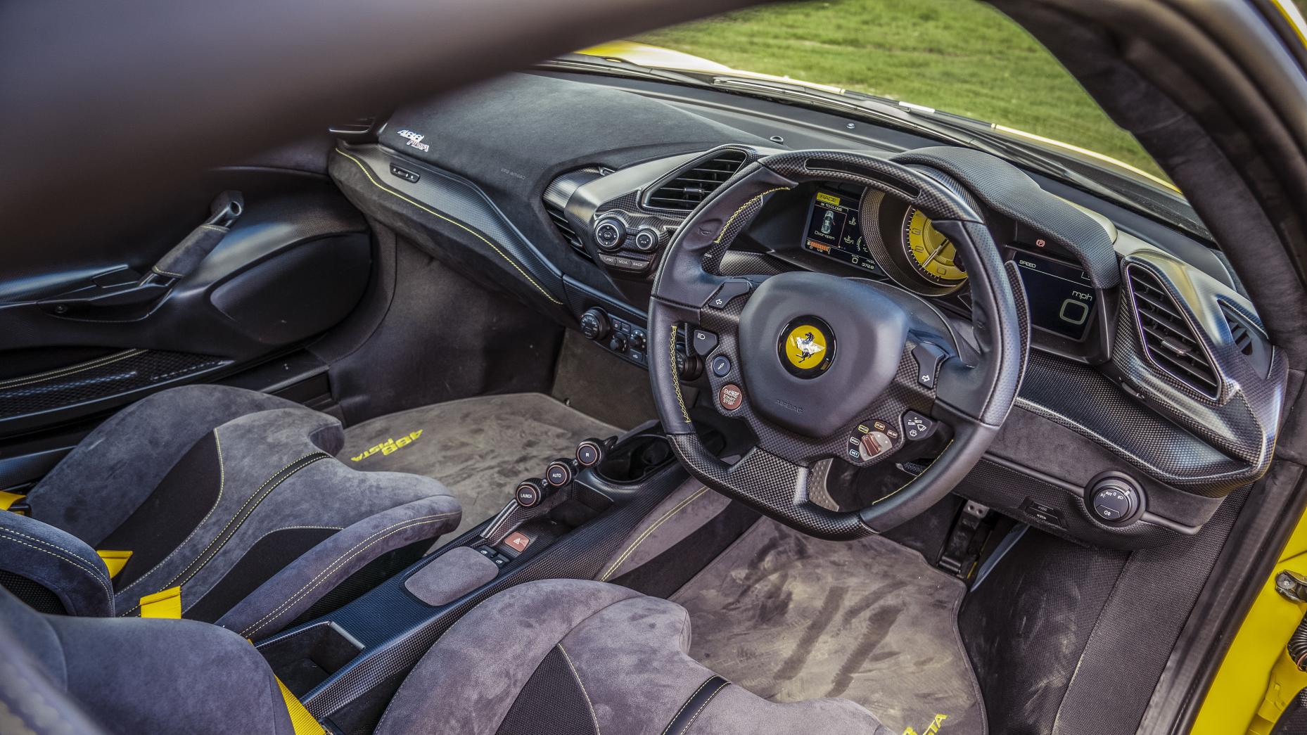 Intérieur Ferrari 488 Pista