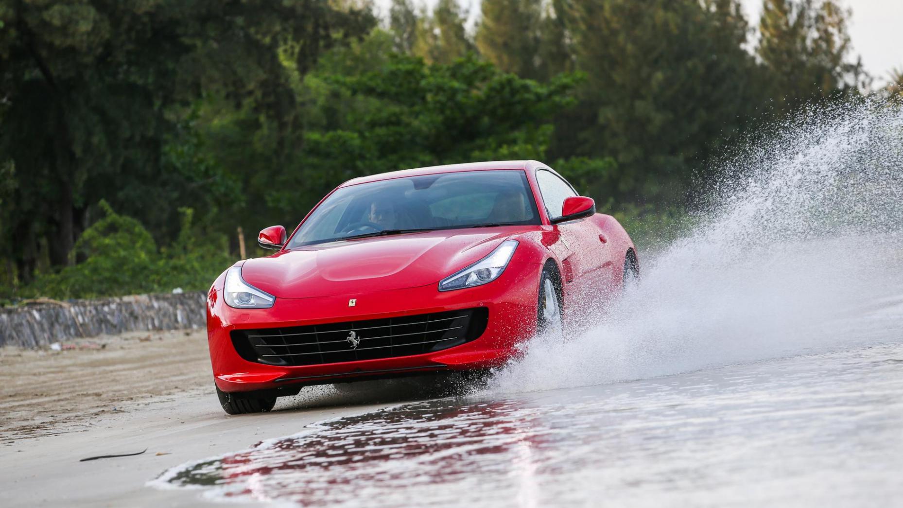 Best of WTF - 020:021 - Ferrari SUV