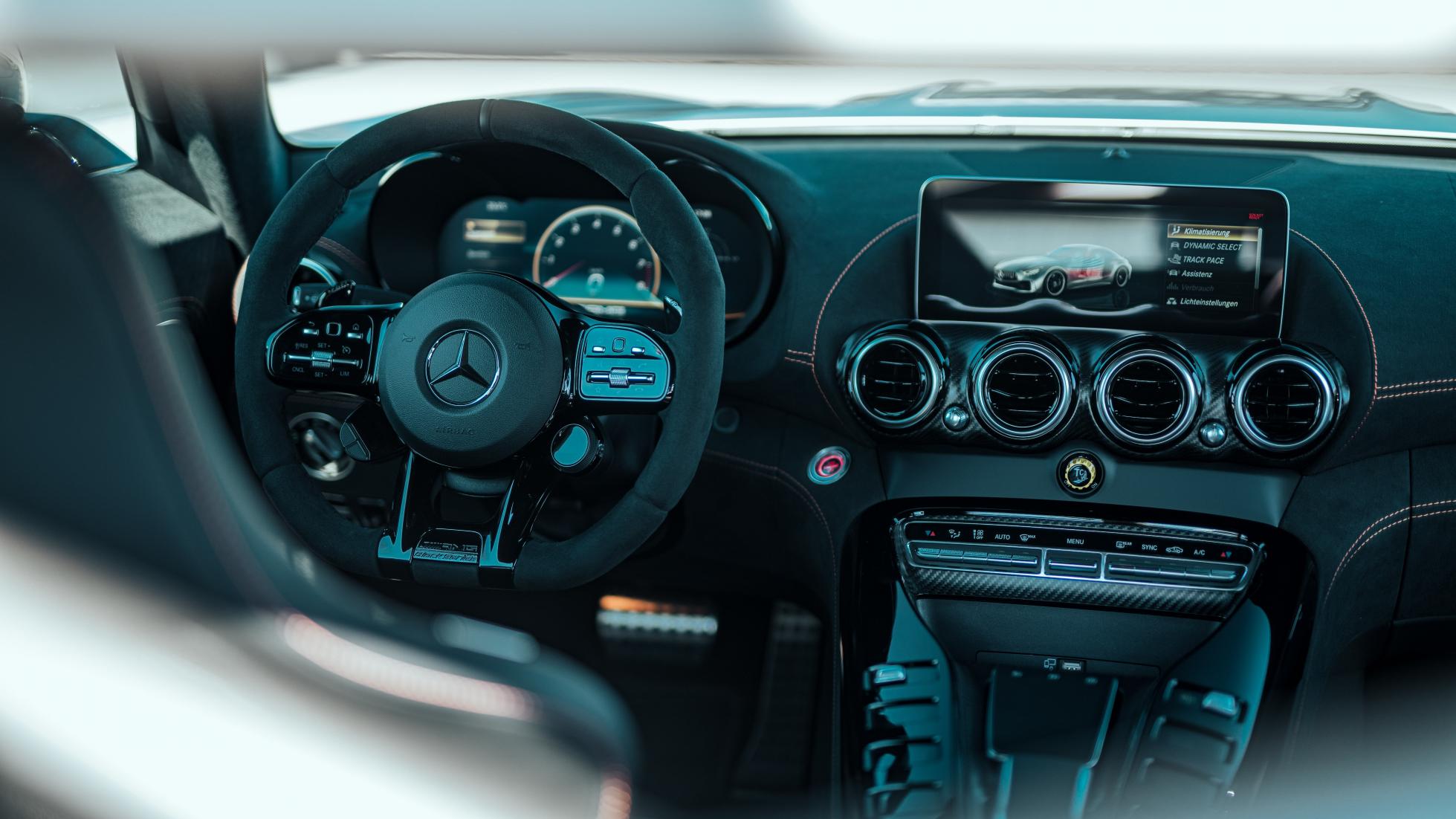 Craignez La Mercedes Amg Gt Black Series Et Ses 730 Ch Topgear