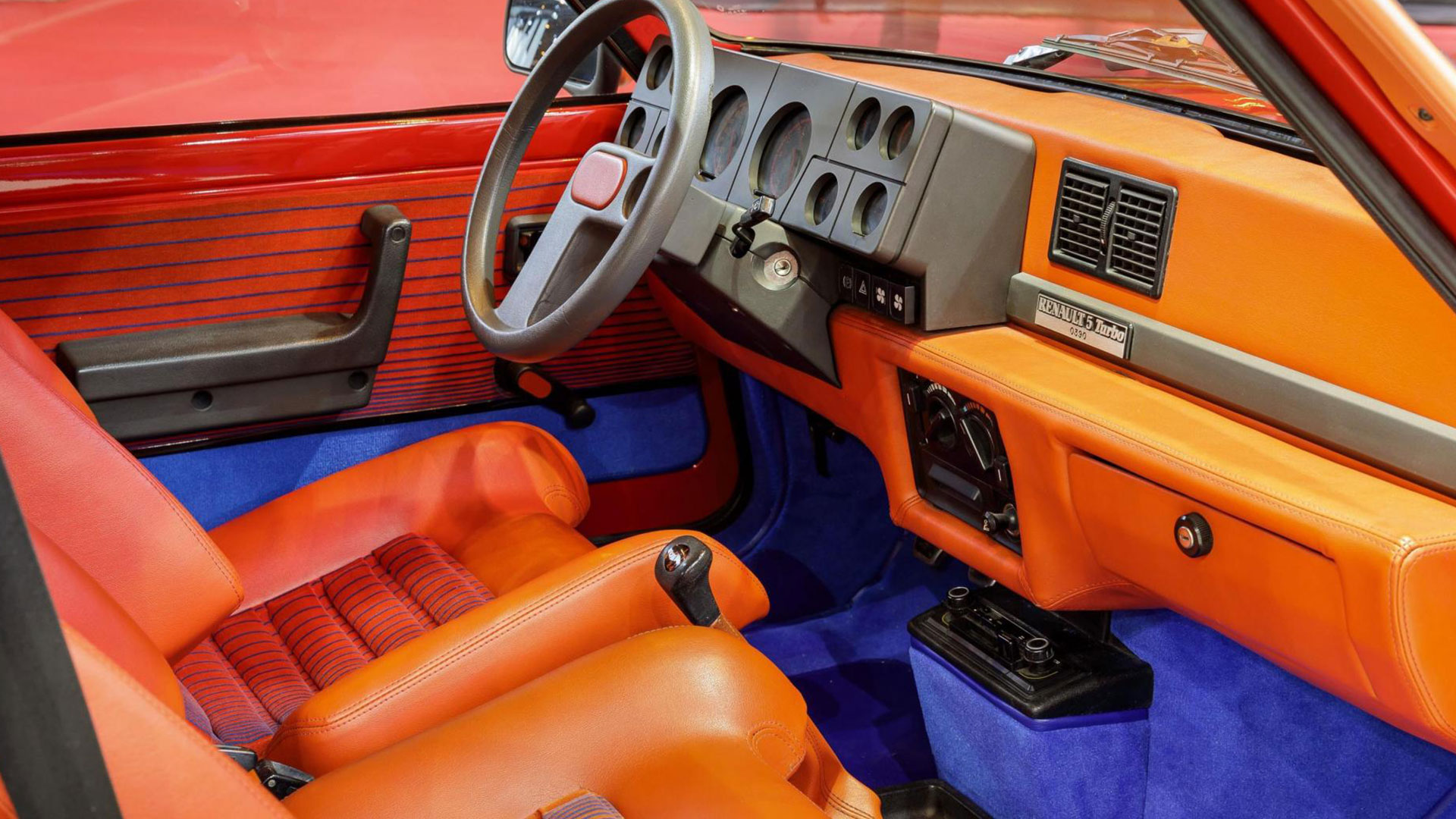 Renault-5-05-Turbo-Intérieur