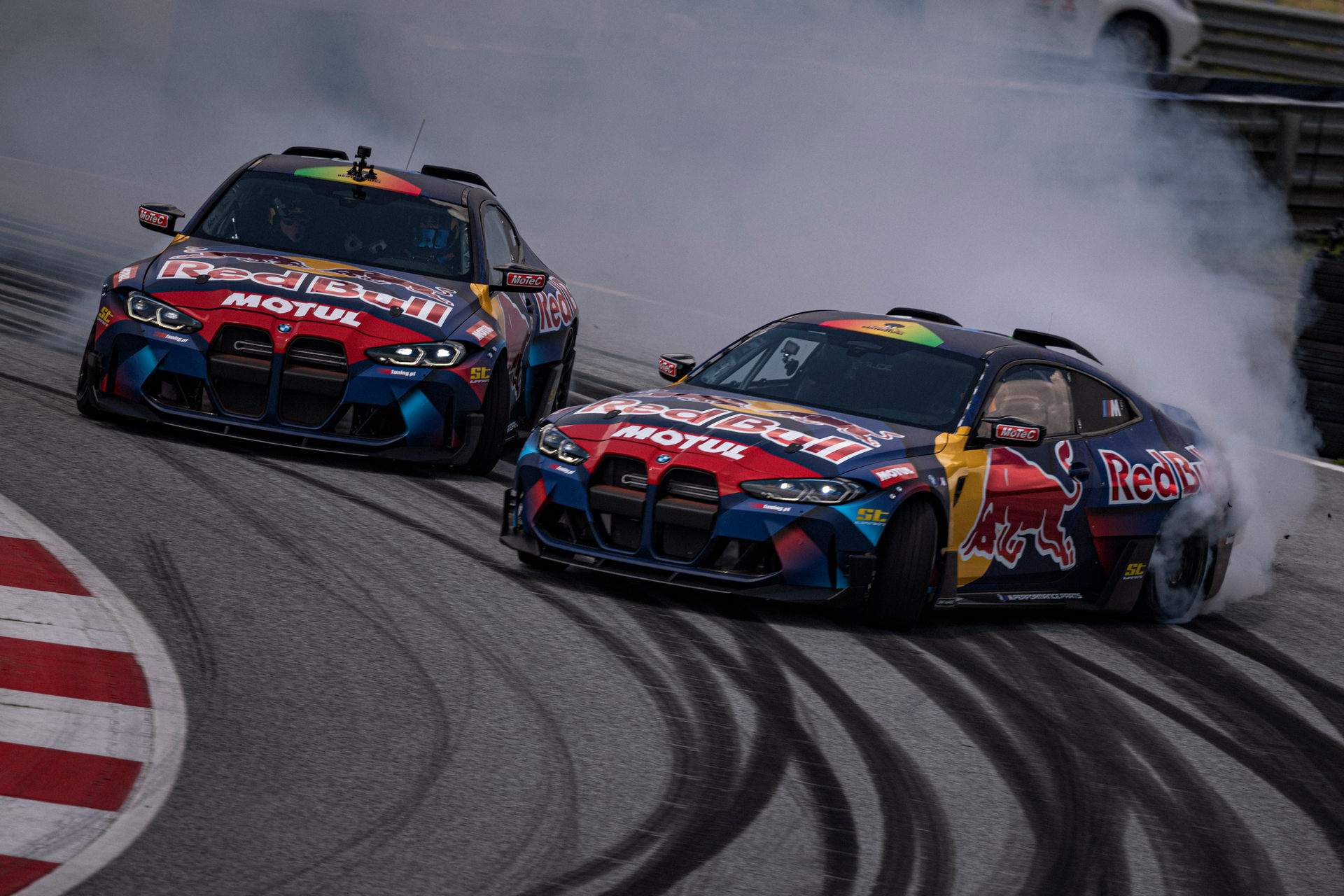 Ces deux BMW M4 de drift font chacune 1050 ch