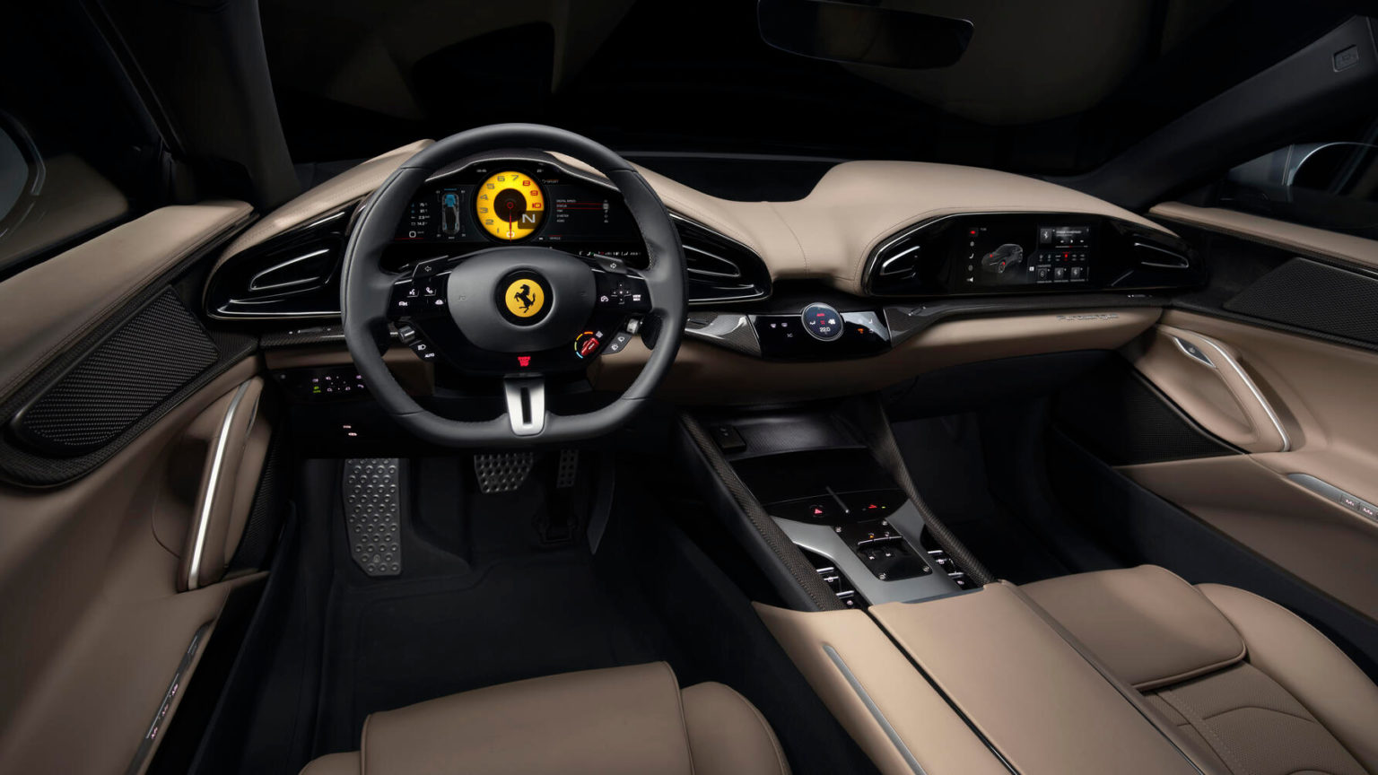 À bord du Purosangue : l'intérieur du SUV Ferrari en détail | TopGear